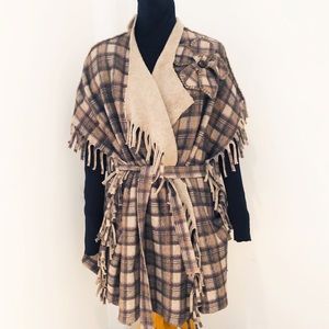 Love Moschino fringed wool wrap